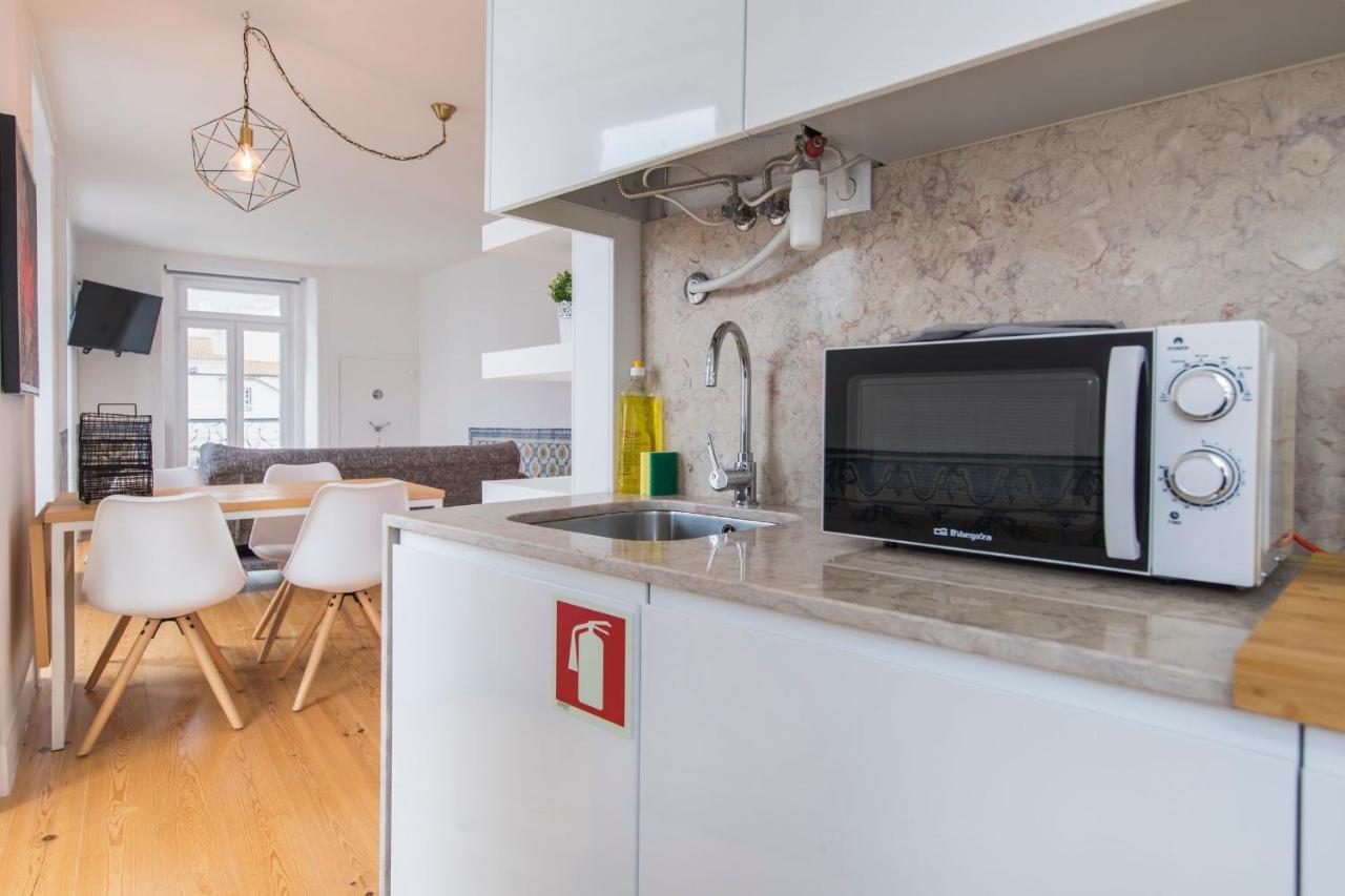 Lovelystay - Lusitano's Heart 2bdr In Alfama Apartment
