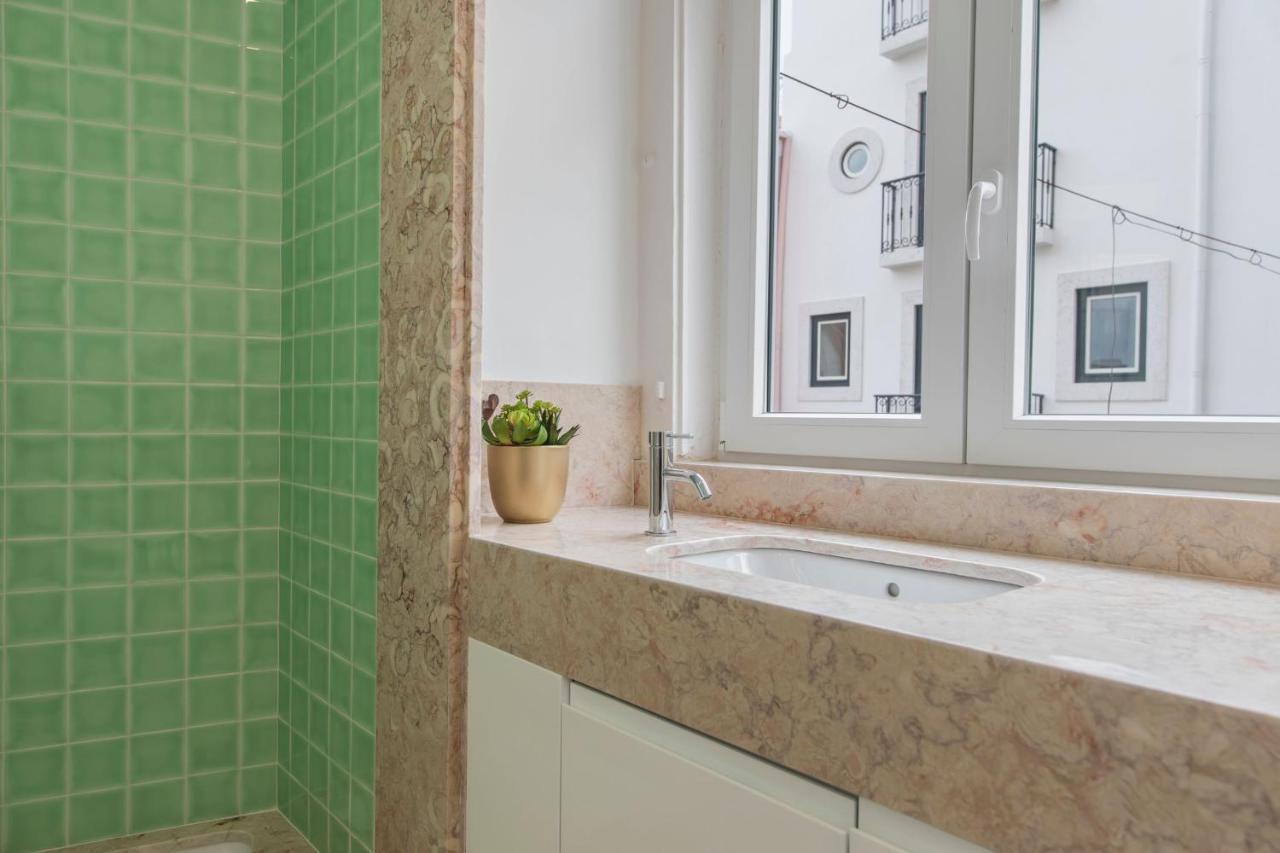 Lovelystay - Lusitano's Heart 2bdr In Alfama Lisbon