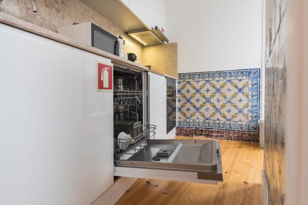 Lovelystay - Lusitano's Heart 2bdr In Alfama *